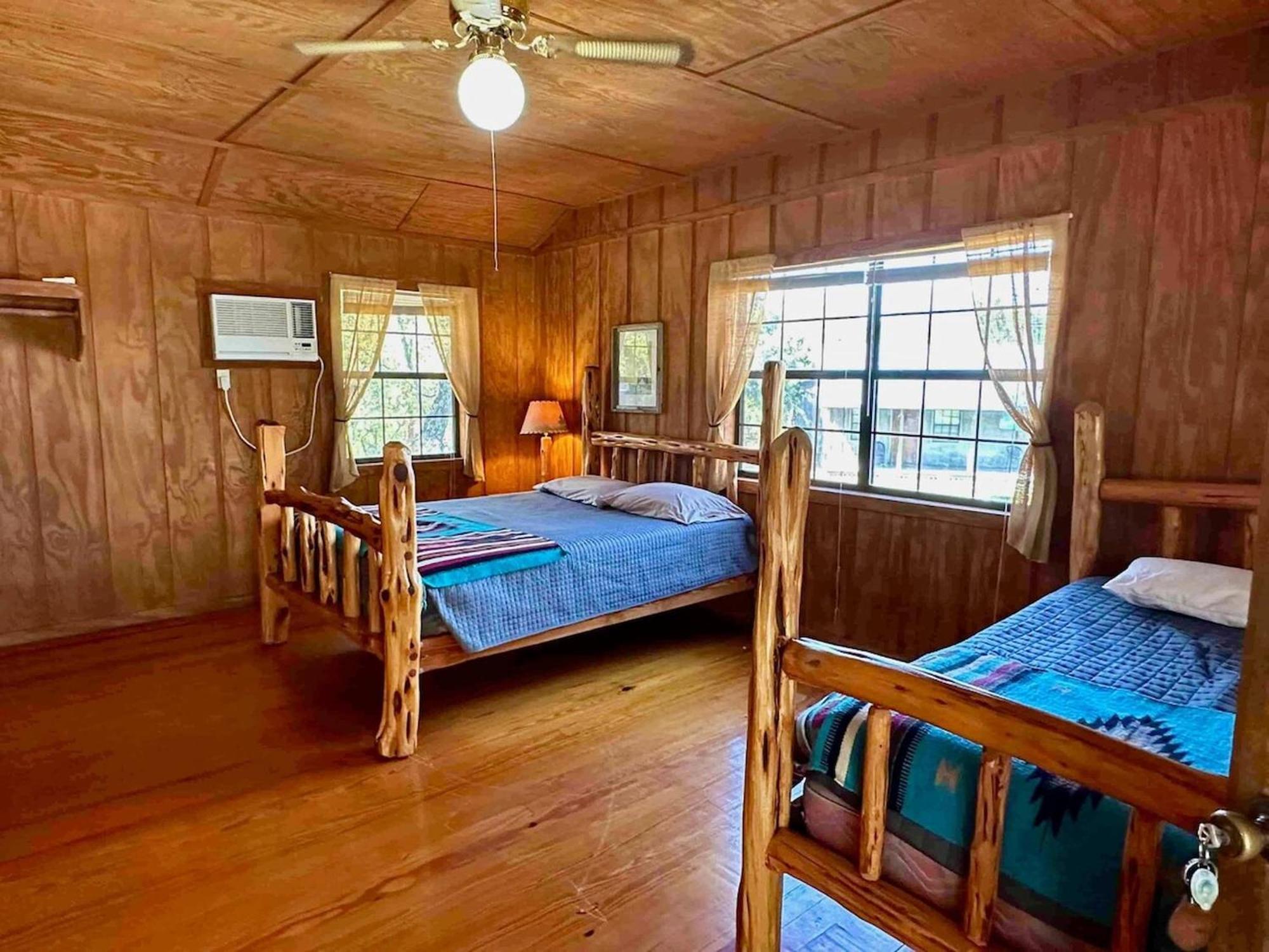 Отель Crc Ranch Retreat Бандера Номер фото